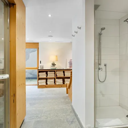 Ruetschi-2 By Interhome צרמט